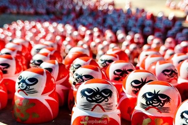 Bí mật ở nơi lưu giữ hàng nghìn búp bê cầu may Daruma-6